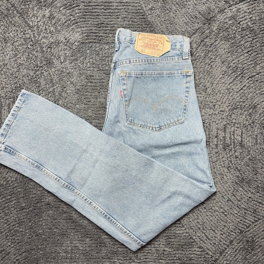 Vintage Levi's 501 Men's 36x30 Jeans USA Made Light Wash Button Fly 00s